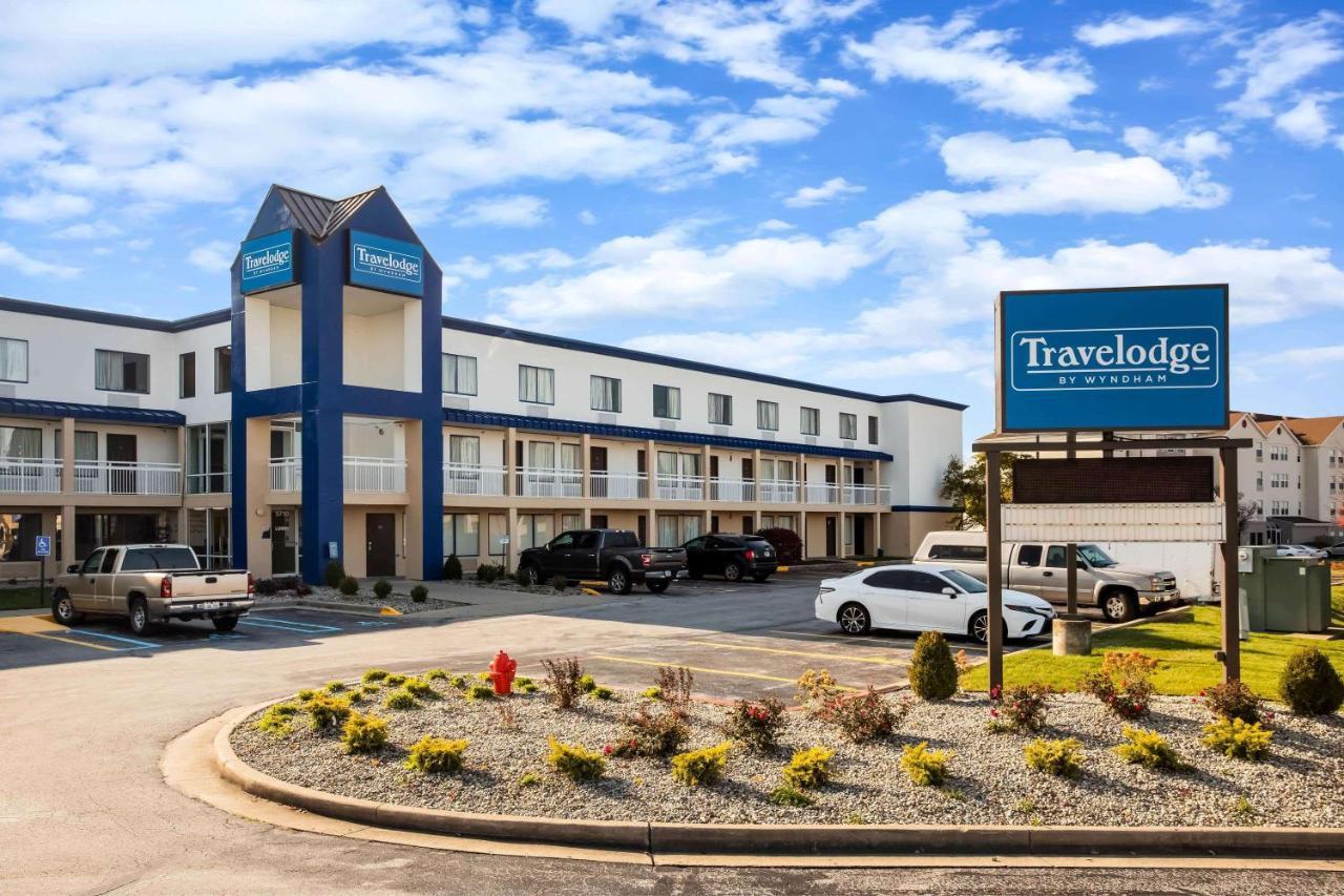 Travelodge By Wyndham Fort Wayne North Exteriör bild