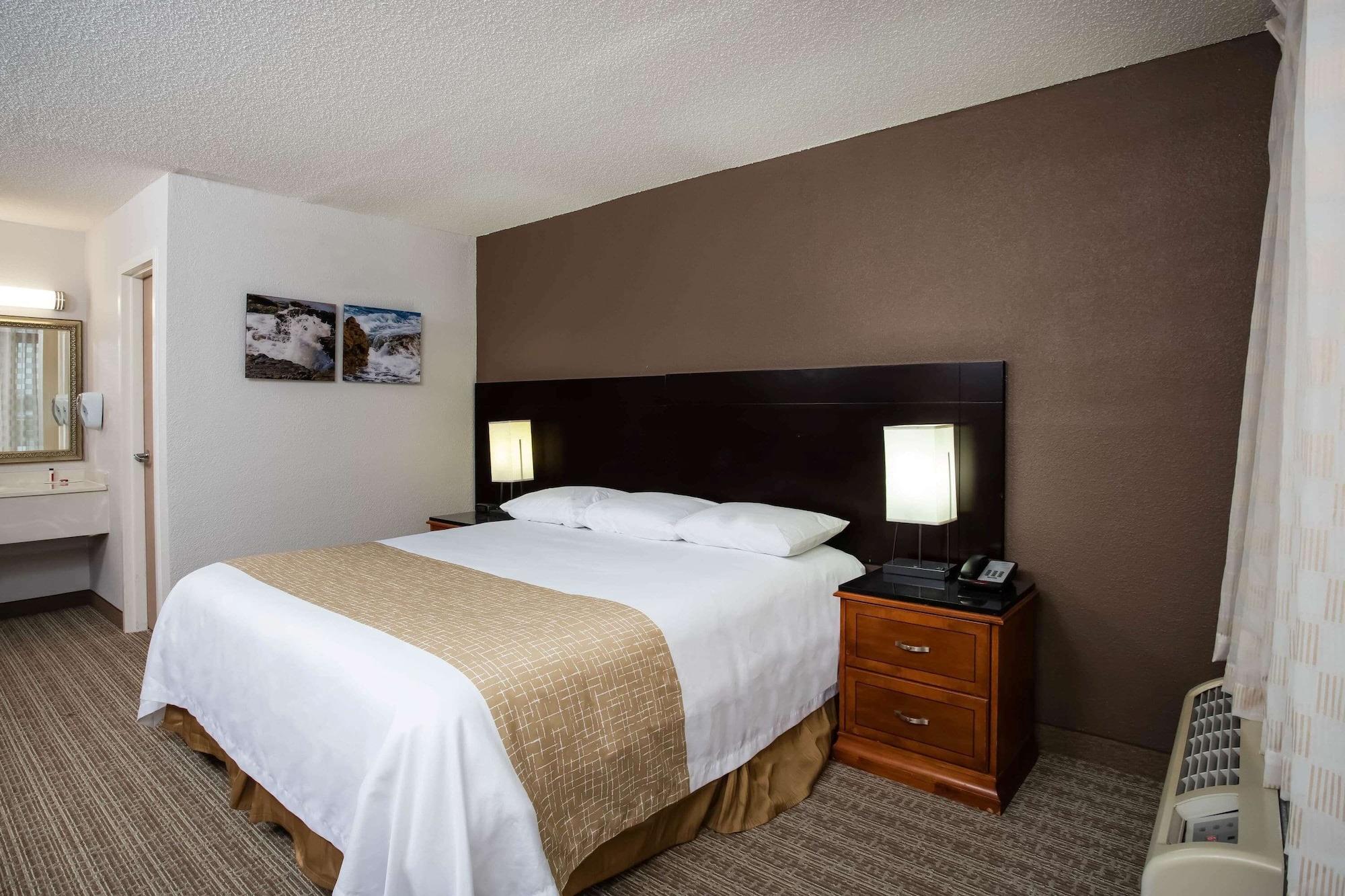 Travelodge By Wyndham Fort Wayne North Exteriör bild