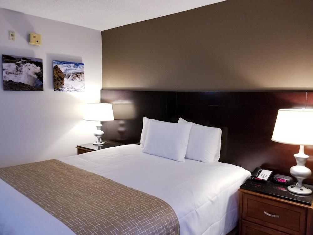 Travelodge By Wyndham Fort Wayne North Exteriör bild