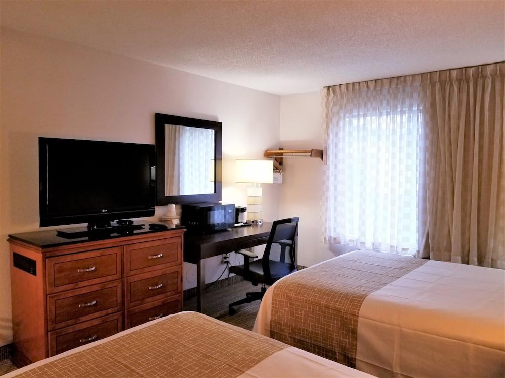 Travelodge By Wyndham Fort Wayne North Exteriör bild