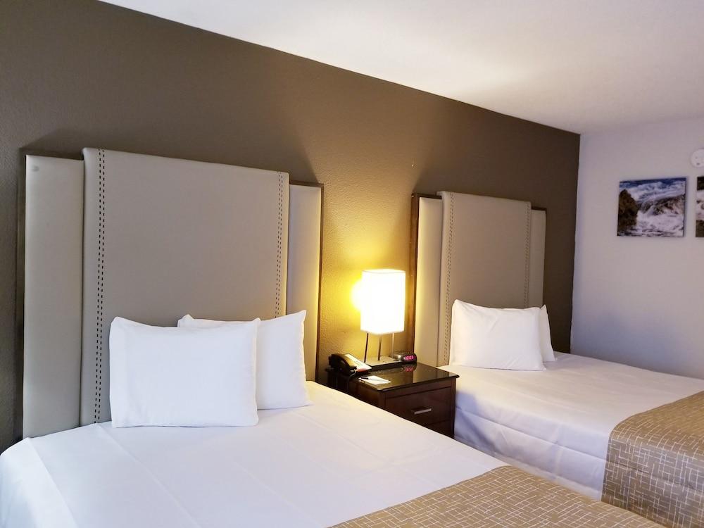 Travelodge By Wyndham Fort Wayne North Exteriör bild