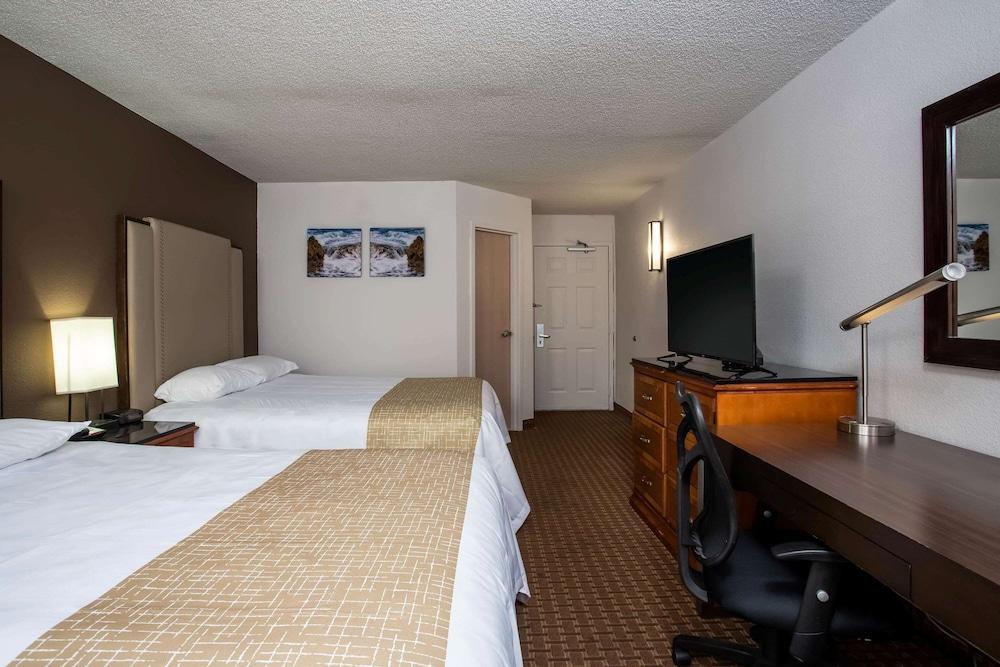 Travelodge By Wyndham Fort Wayne North Exteriör bild