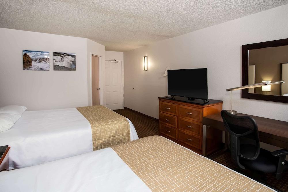 Travelodge By Wyndham Fort Wayne North Exteriör bild