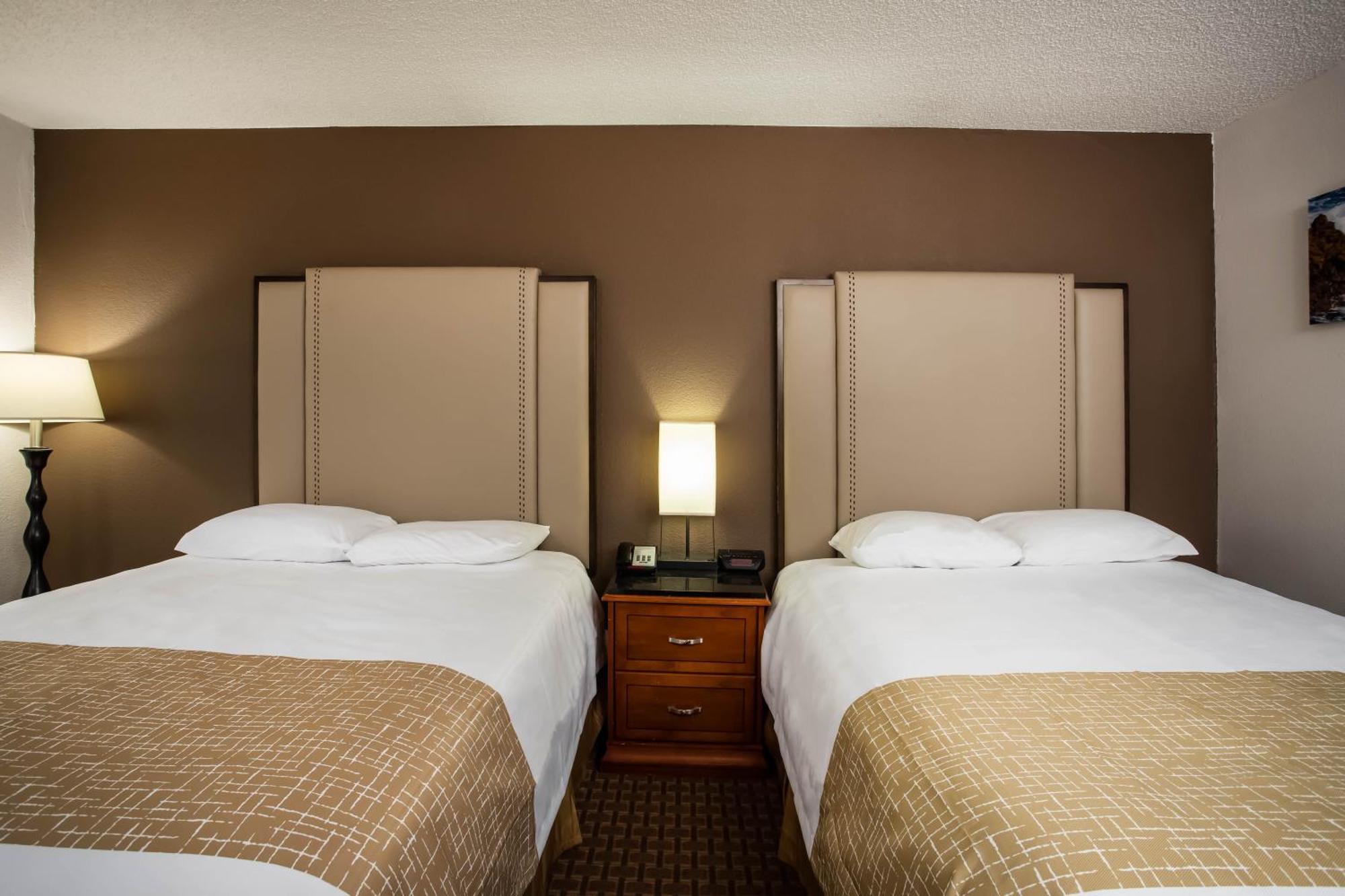Travelodge By Wyndham Fort Wayne North Exteriör bild